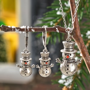 Vintage Snowman Jewelry Gift Set, Matching Necklace and Leverback Earrings, Christmas & Holiday-themed Jewelry, Vintage Silver, Minimalist