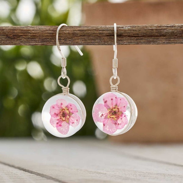 Pink Flower Ball Earrings, Spring Earrings, Dried Flower Earrings, Glass Ball Earrings, Botanical Jewelry, Flower Lover Gift, Spring Gift