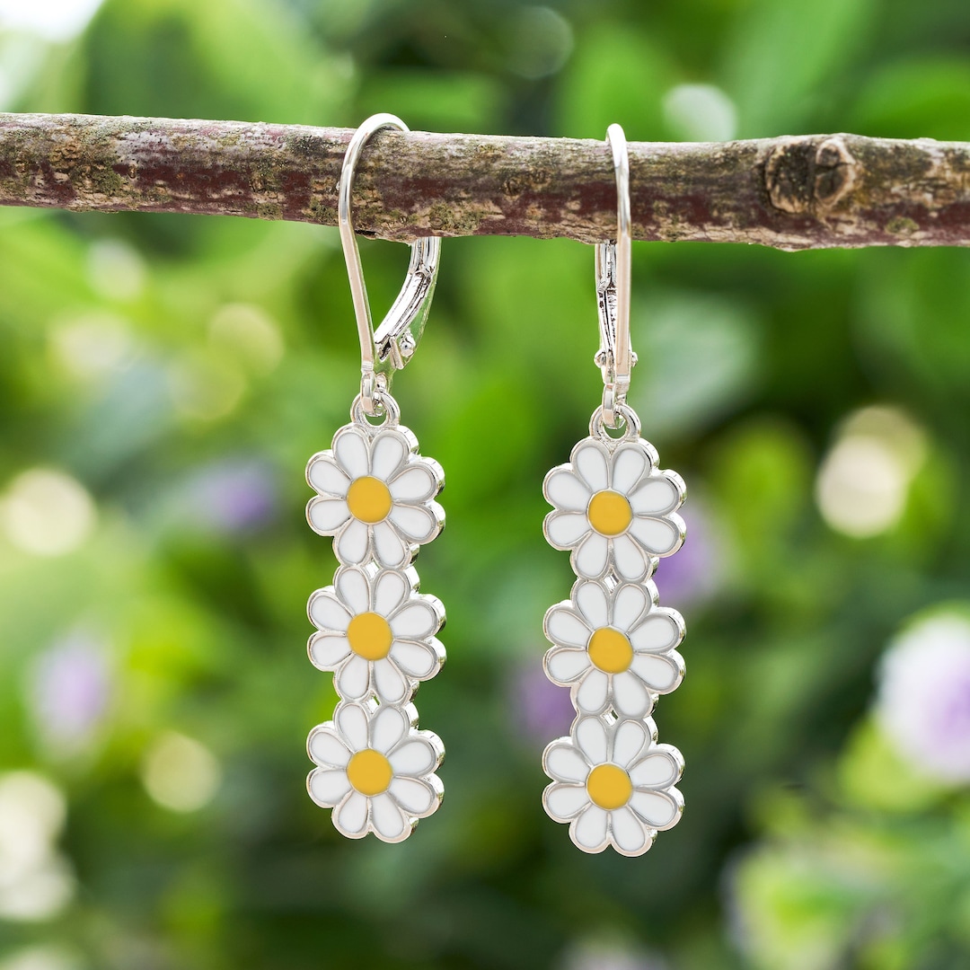 Handmade Daisy Leverback Earrings, Cute Daisy Flower Earrings, Garden