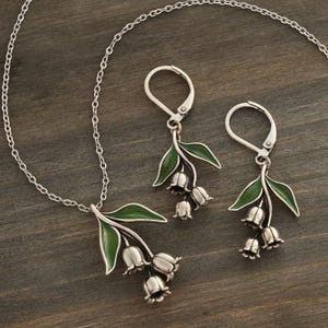 Vintage Lily of the Valley Floral Drop Gift Set, Matching Earrings and Necklace, Gorgeous Spring & Summer Flower Jewelry, Minimalist Design