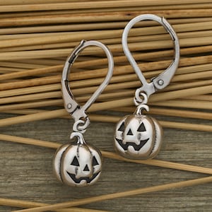 Leverback Vintage Jack-O-Lantern Earrings, Elegant Halloween Jewelry, Fall & Autumn Earrings, Hypoallergenic Leverback Hooks, Minimalist