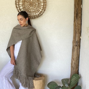 Handmade Wool Ruana: Unisex Argentine Cape