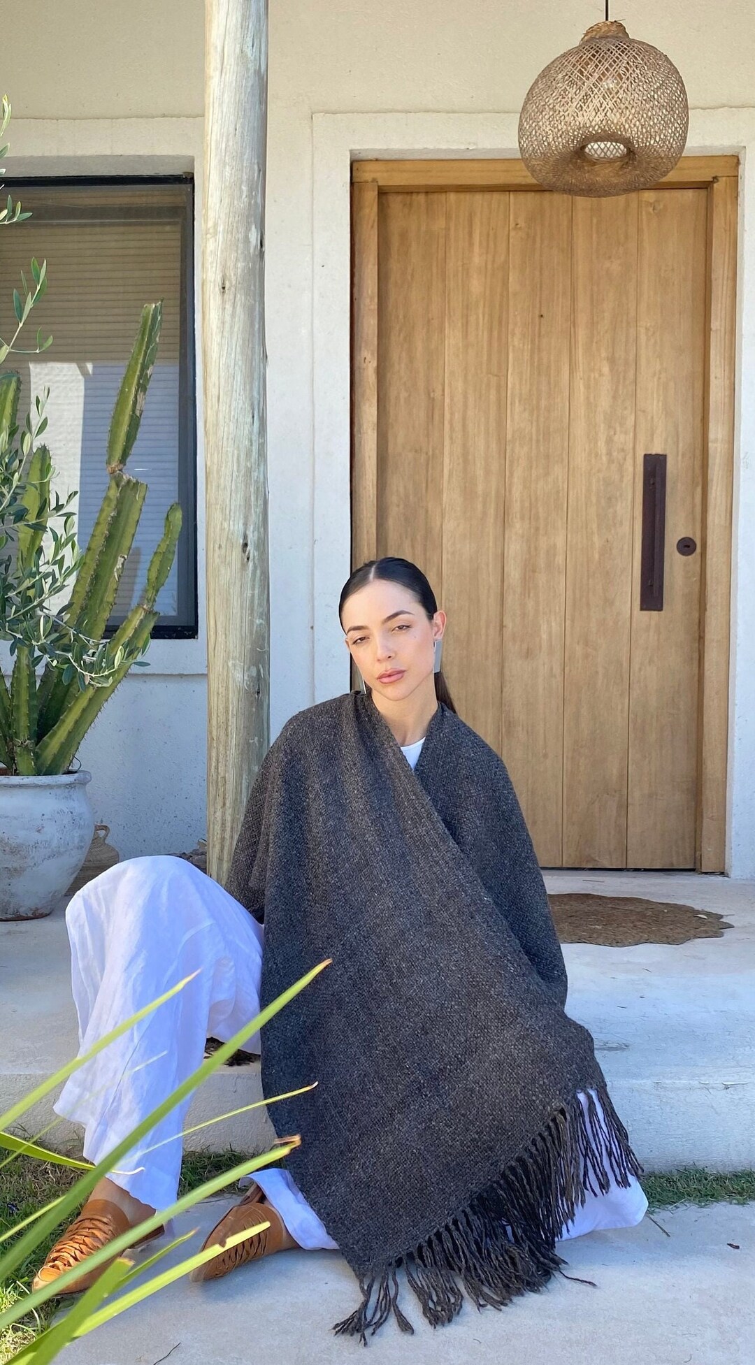 Unisex Llama RUANA lobo Gris. Premium Argentine 100% Llama Wool ...