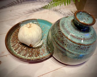 Garlic Roaster / Garlic Grater / Handmade / Stoneware / Ceramic / Dishsafe