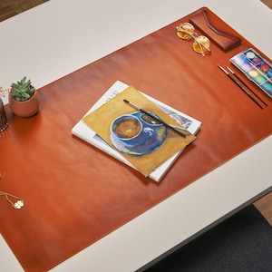 Leather Desk Gaming Mat - Custom Size Desk Protector - Gift for Colleague - Large Desk Pad - Desk Blotter - Groomsman Gifts - Gift for Him