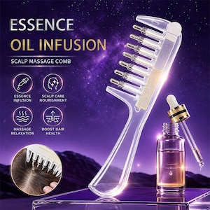 Peut inclure: Un peigne de massage du cuir chevelu en plastique transparent avec plusieurs dents applicatrices et un flacon en verre assorti avec compte-gouttes. Le texte indique ESSENCE OIL INFUSION SCALP MASSAGE COMB, ESSENCE INFUSION, SCALP CARE NOURISHMENT, MASSAGE RELAXATION, BOOST HAIR HEALTH.