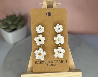 White flower flower earrings, flower drop earrings, bridal shower earrings, handmade polymer clay earrings