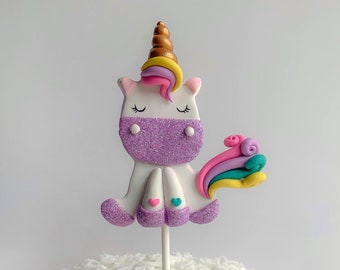 Regenboog eenhoorn taarttopper, niet-eetbare eenhoorn taartdecoratie, eenhoorn verjaardag, aandenken taarttopper voor meisje, polymeerklei eenhoorn topper