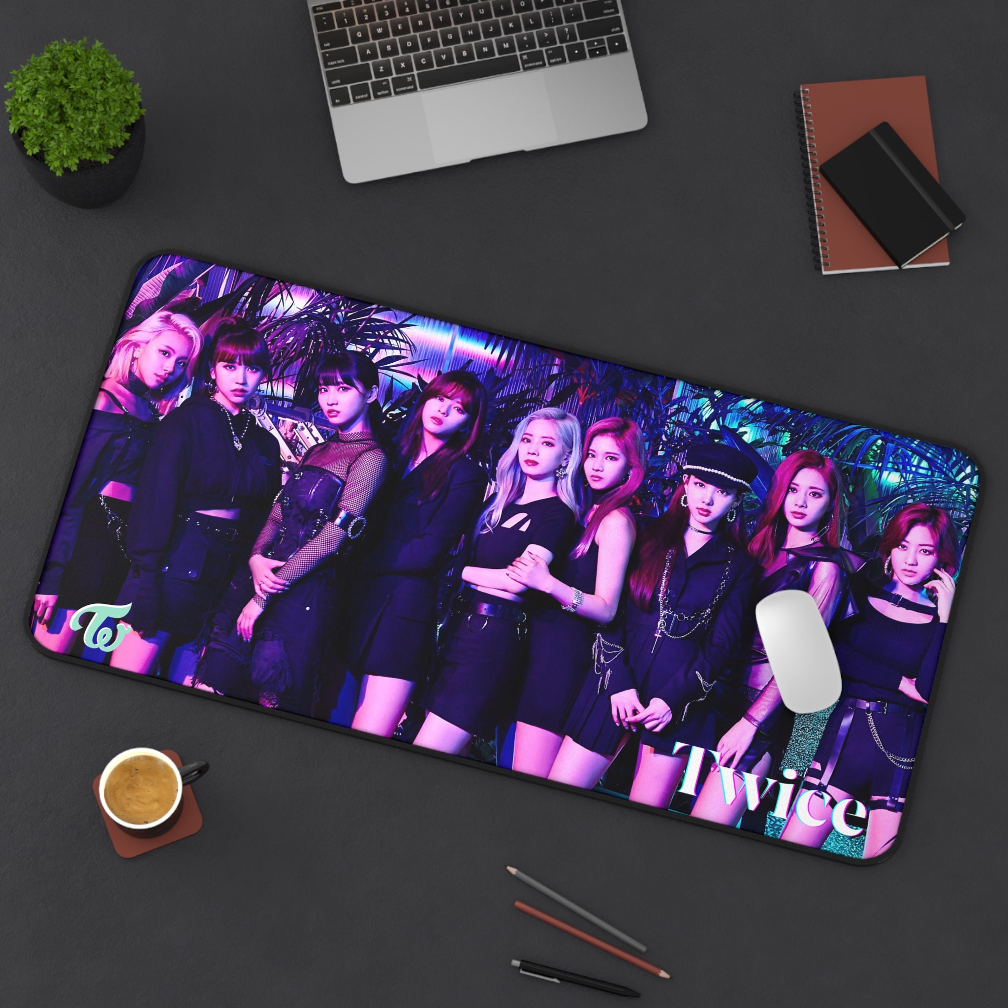TWICE、キーボードマット、ランチョンマット、KCON2019 Twice Sana Desk Mat - Etsy
