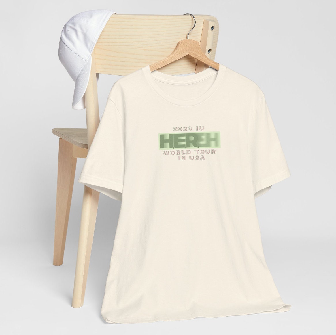 IU Hereh World Tour T-shirt - Kpop Concert Tee - Etsy