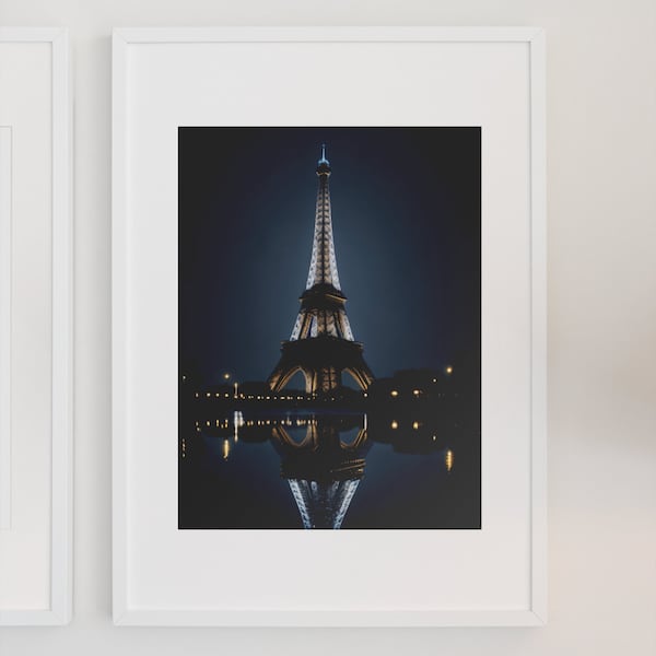 Eiffeltoren Poster / Eiffeltoren / Wallart / Realistisch / Prachtig / Present / Print Ai / Art / Paris / France / Travel / Home Decor