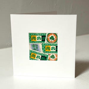 Carte de voeux faite main pour la ST PATRICK'S DAY / irlandaise / trèfle - Fabriquée avec des timbres-poste vintage - Vierge à l'intérieur - Parfait pour toutes les occasions