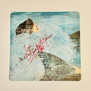 Olivia Newton-John Authentic Signed LP Inner With Certificate