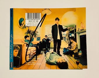 Liam Gallagher Oasis SIGNED 8