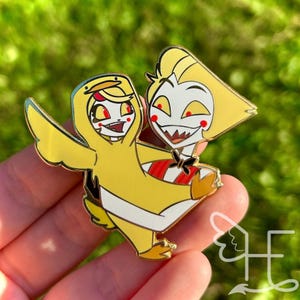 Pin de esmalte del Día del Padre de Duck Charlie y Lucifer, edición limitada de 50