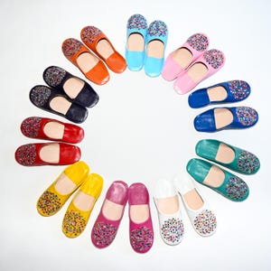 Decorated Moroccan Women’s Babouche Slippers | Handmade Leather Flats | Stylish & Comfortable Artisan Footwear