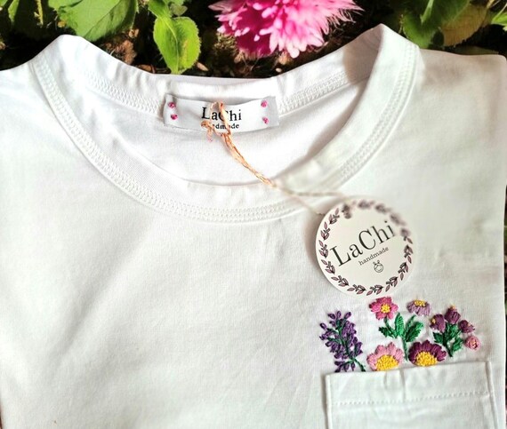 トップス tyn.TGOR Flower embroidery shirt Hand-embroidered Flower T-shirt, Which Peeks Out From the Pocket