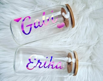 Personalisierte Trinkglas mit Glasstrohhalm