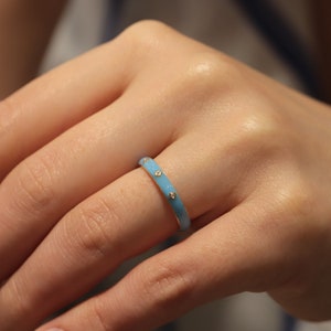 Massief gouden emaille diamanten ring: stapelbare 14k gouden band