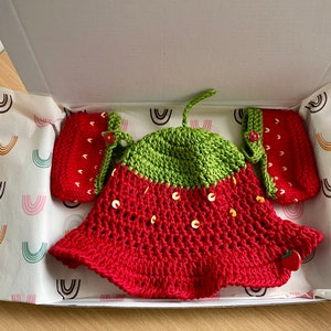 Perfect baby gift with my handmade strawberry shoes