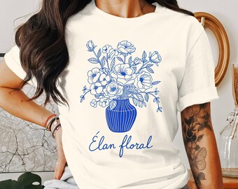 Elan Floral T-Shirt: Modern Flower Bouquet Graphic Tee
