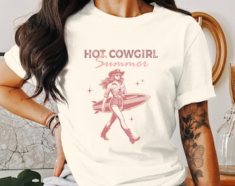 T-shirt d'été hot cowgirl : t-shirt graphique de surfeur occidental