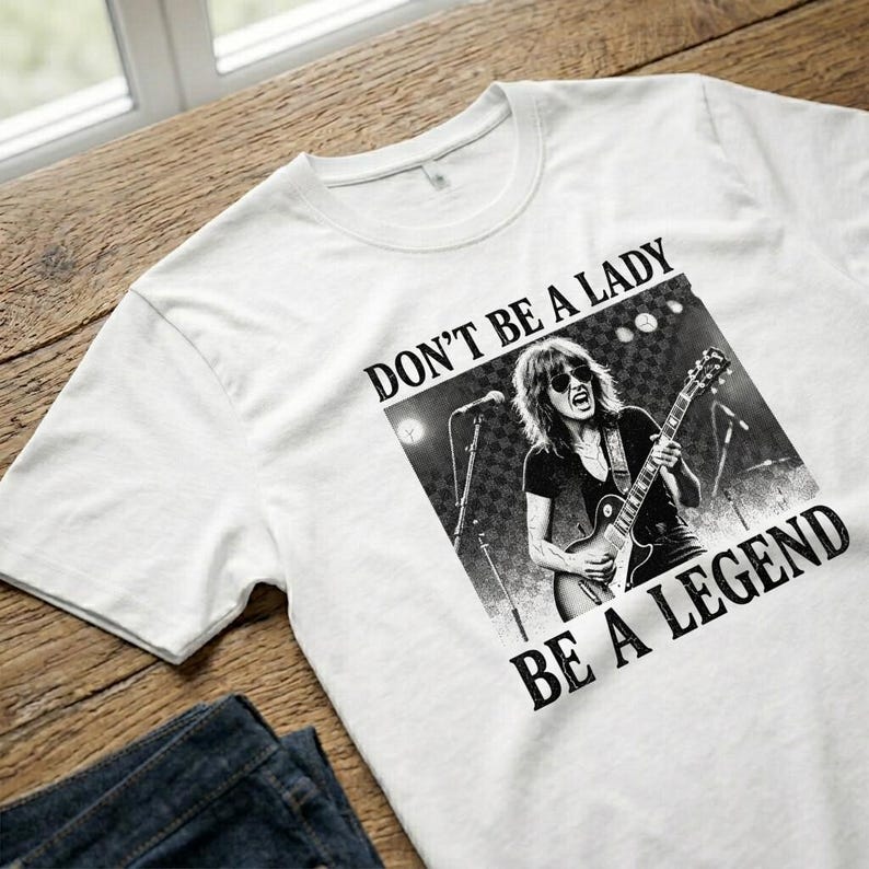 T-Shirt Vintage Rock and Roll Graphic Don't Be A Lady Legend image 8