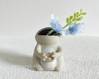 Cute Mini Frog Vase for Plants,  Hydroponic Pottery Vase, Unique Frog Flower Vase, Desktop Ornament, Farmhouse Garden Decor, Gift for Mom