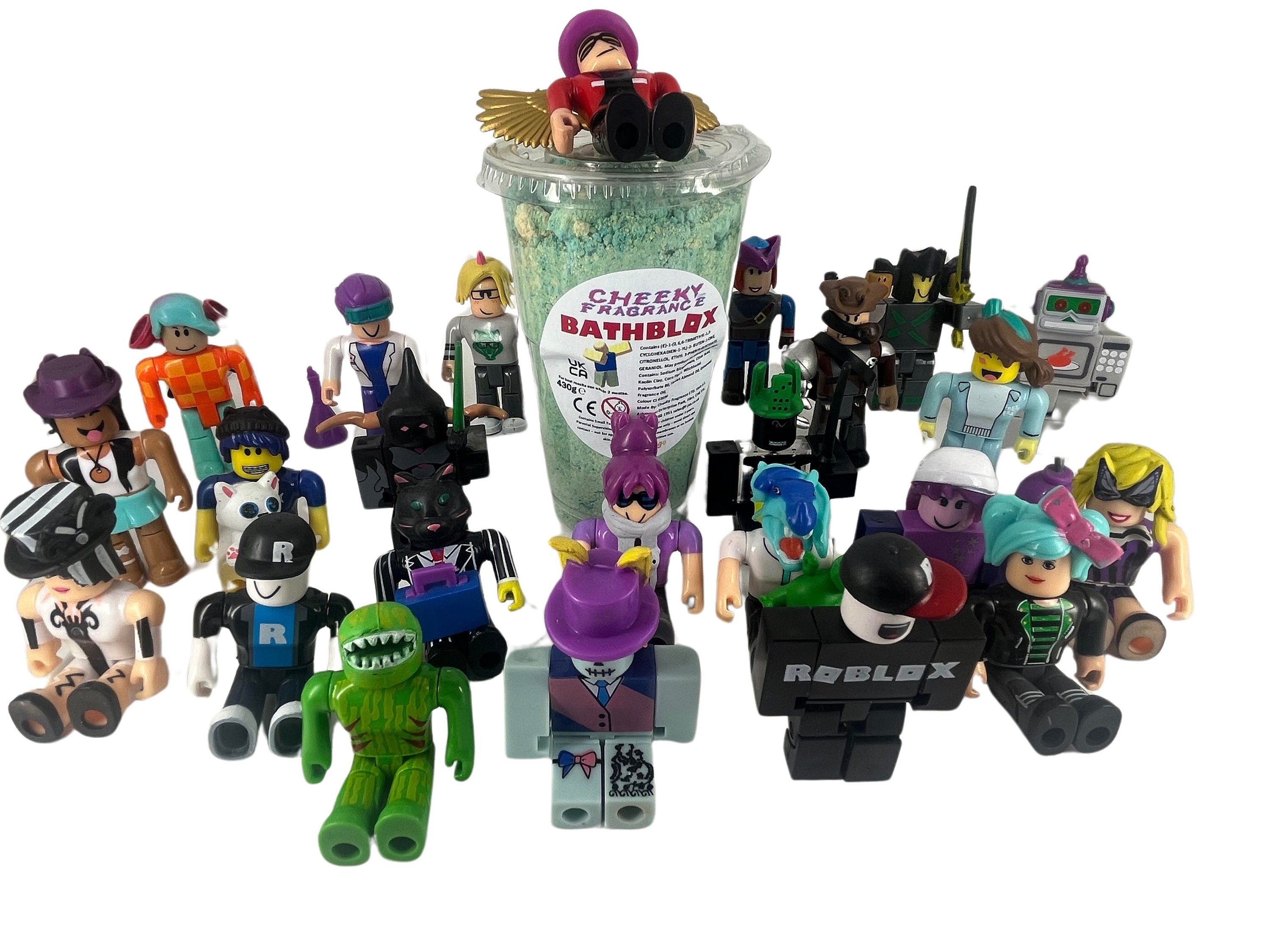 Roblox Toy Code Celebrity Series 2 Otakufaic Face *CODE ONLY MESSAGED*