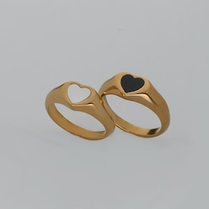 18k Gold Heart Ring: Black & White Shell Stacking Ring