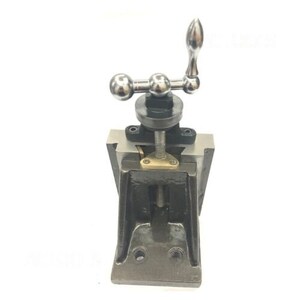 thumbnail image 2 of ACTOOLS 4"x5" Vertical Milling Slide With 2" Self-Centering Vise – For Manual Lathe 2 of 6