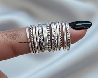 Handgemaakte sterlingzilveren stapelringset, boho-minimalistische ringen