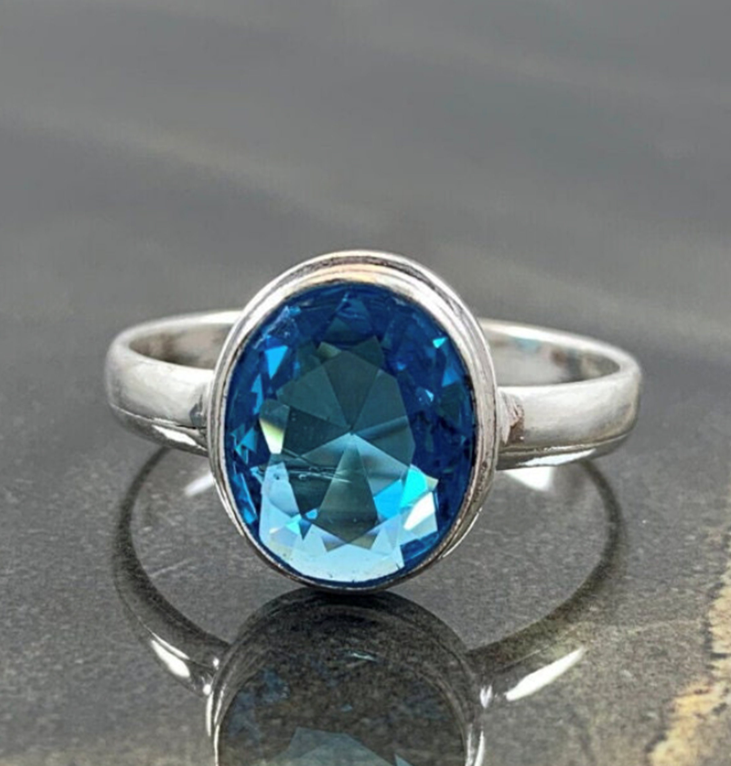 ハンドメイド 指輪 青いトパーズ天然石 スターリングシルバー トルコ製17号 シルバー925・日本製 天然石ドルフィンリング・ブルートパーズ S-7BT