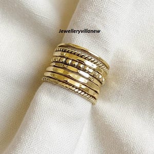 Handgjort stapelringsset i mässing, boho hippiestil