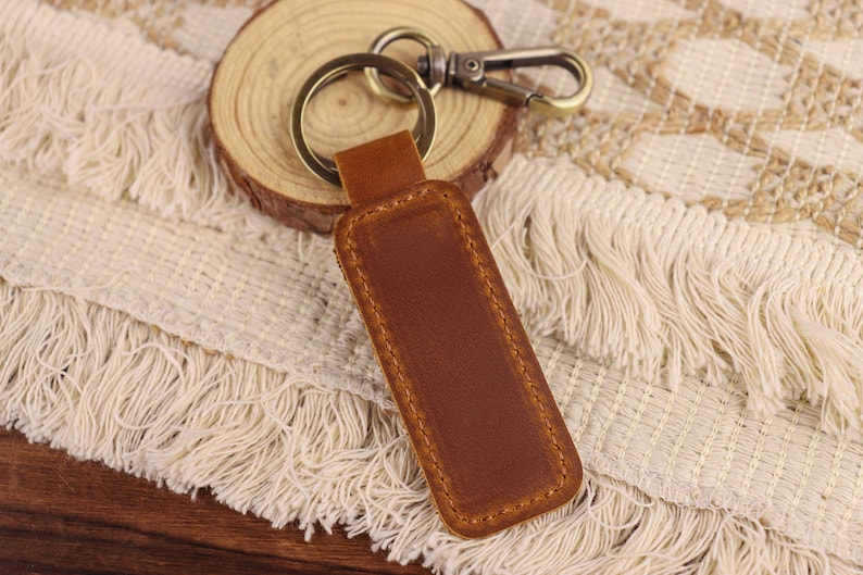 Personalized Leather Keychain,Anniversary Gift,Customized Keychain, Engraved Leather Key Chain, Groomsmen Gift, Birthday Gift Brown