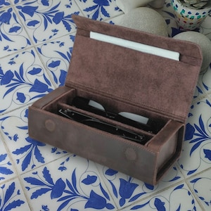 Gepersonaliseerde gravure rundleer zonnebril reisetui organizer klassieke echt lederen luxe doos voor zonnebril, uniek cadeau