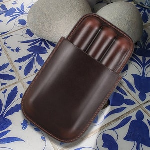 Personalized Engraving Cowhide Leather Travel Cigar Case, Classic Cigar Organizer, Leather Cigar Sleeve, Father Unique Gift, Birthday Gift.