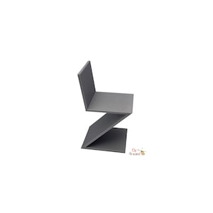 Zig Zag Elf Chair: Funky Doll Furniture, Elf Prop