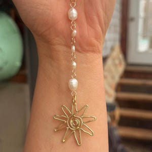 Pearl Car Charm. Freshwater Pearl. Enchanting and Unique Car Accessory. Cute Boho Rearview Mirror Decoration for Women. Car Gifts for Her.