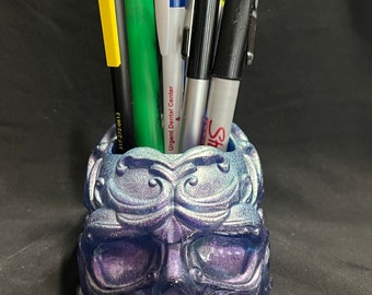 Epoxy Skull Pencil/Makeup Brush Holder
