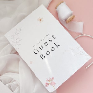 Enseigne de table de mariage fleurs sauvages / Bordure tachée en coton fait main / Papeterie florale Carte de livre d'or / Fleur bohème faite main / Enseigne de jardin de prairie