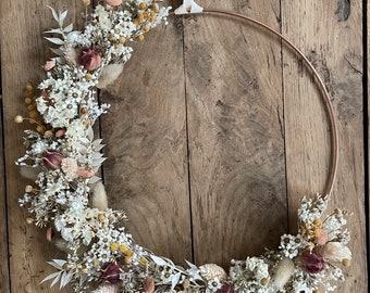 Couronne de fleurs séchées sur mesure - cercle métal