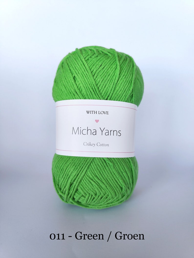 60 Cotton / 40 Acrylic yarn 100gram 220meter Green