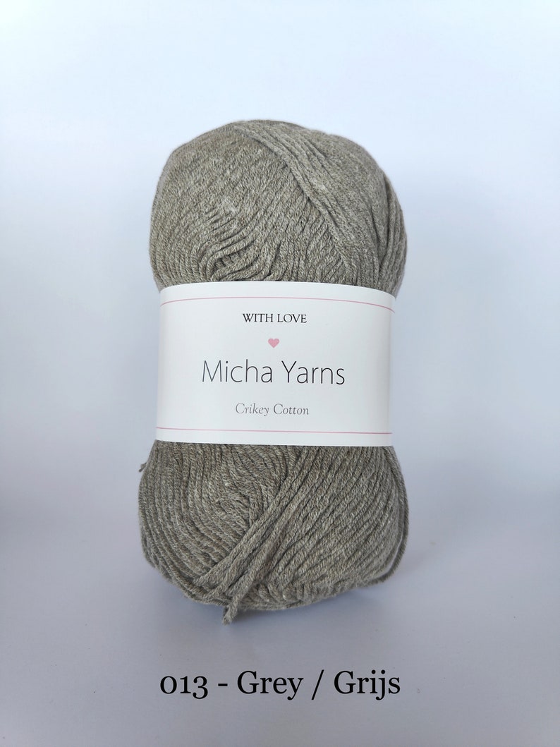 60 Cotton / 40 Acrylic yarn 100gram 220meter Grey