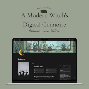 Puede incluir: Un ordenador portátil que muestra una interfaz de grimorio digital. La pantalla muestra un tema oscuro con ilustraciones de luna y plantas. El texto en la pantalla dice "A Modern Witch's Digital Grimoire, Classic moon Edition."