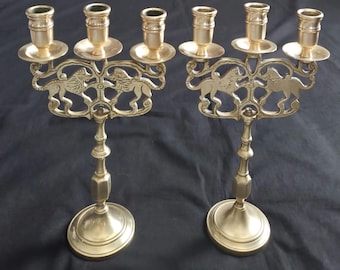 2 candelabri vintage in ottone con leone di Giuda a 3 bracci, 11,75"x6,75" (ciascuno)