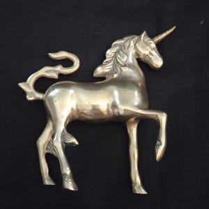 Estatueta de fantasia mítica de unicórnio de latão VTG, latão maciço, 15 cm x 15 cm