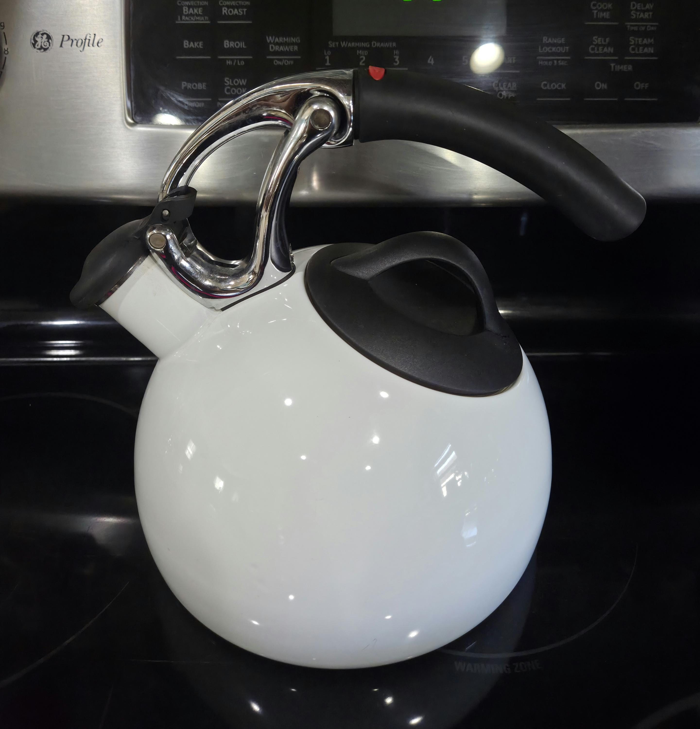 Oxo Good Grip Uplift Whistling Kettle 2 Qt/1.9 L White Enamel 