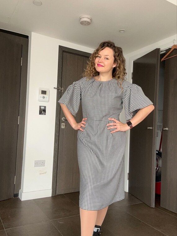 Gorgeous Modern Retro PDF Sewing Pattern! Sizes 8-18 UK for Confident  Beginner/intermediate Sewist. Dropped Sleeve. Modest Dress and Glam! - Etsy