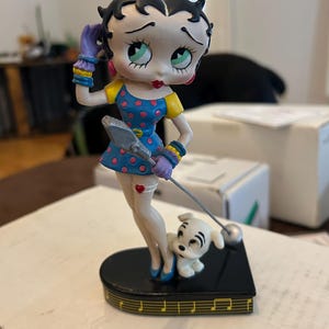 Betty Boop “Betty Sings the Blues”